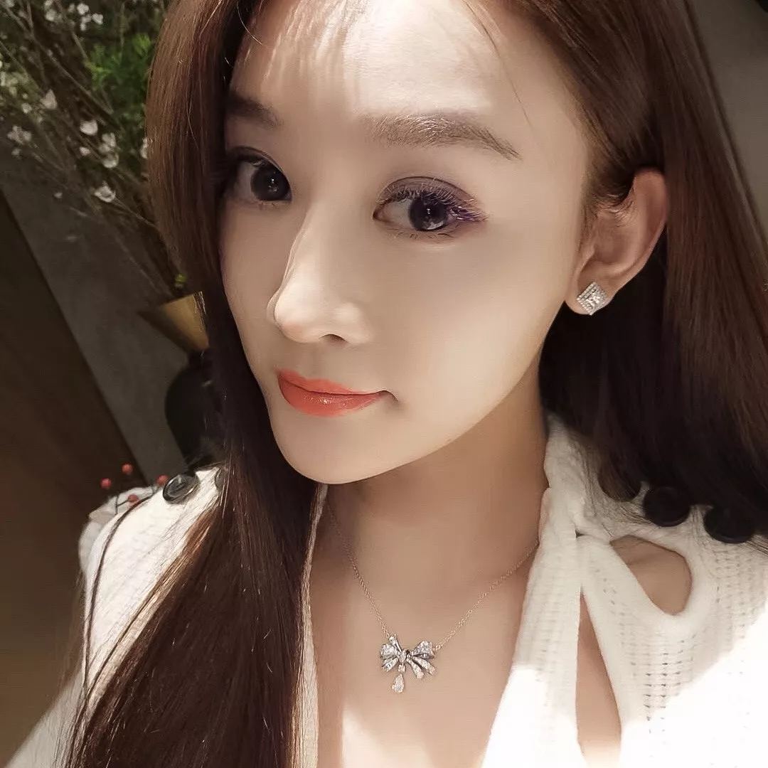 그라프 리본 물방울 드롭 장식 네크리스 상세 이미지 11