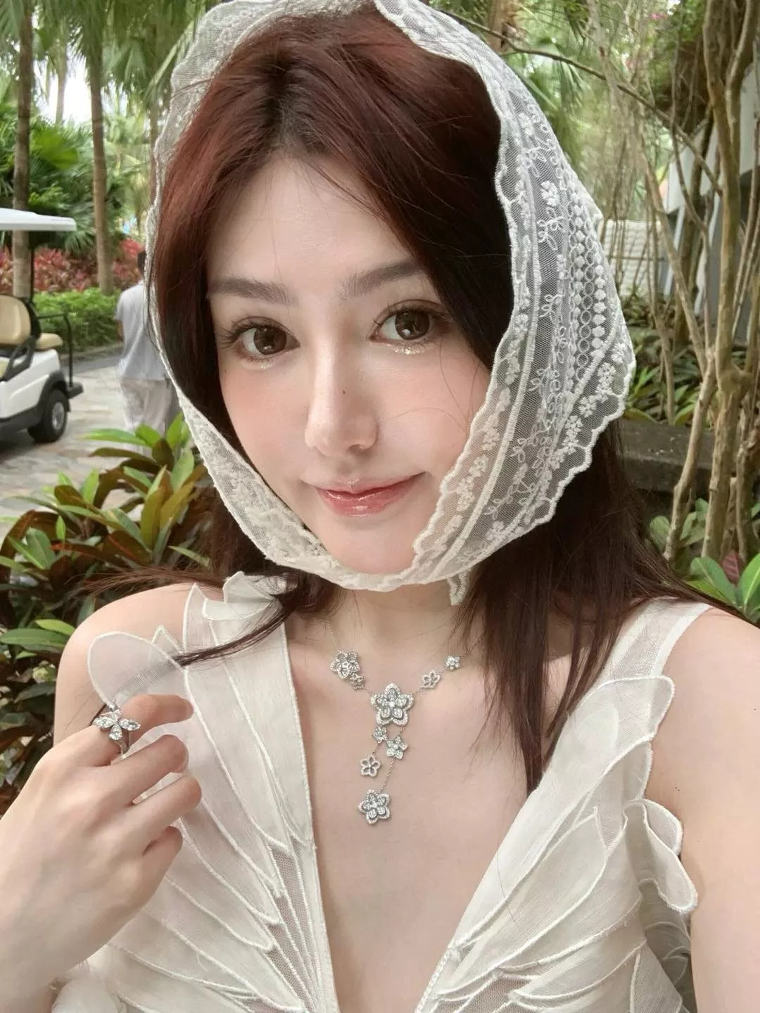 그라프 와일드 플라워 드롭 장식 네크리스 상세 이미지 12