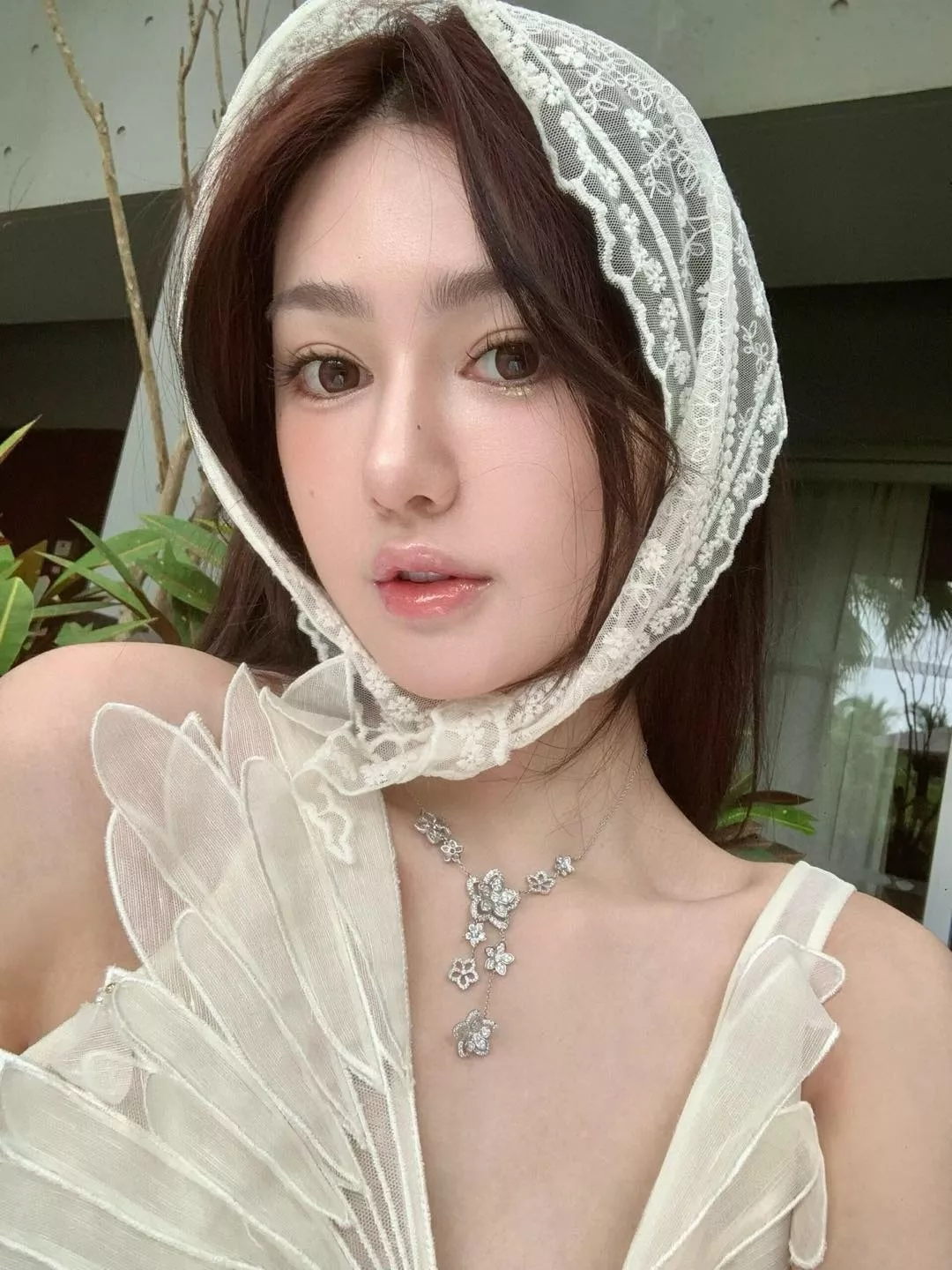 그라프 와일드 플라워 드롭 장식 네크리스 상세 이미지 11