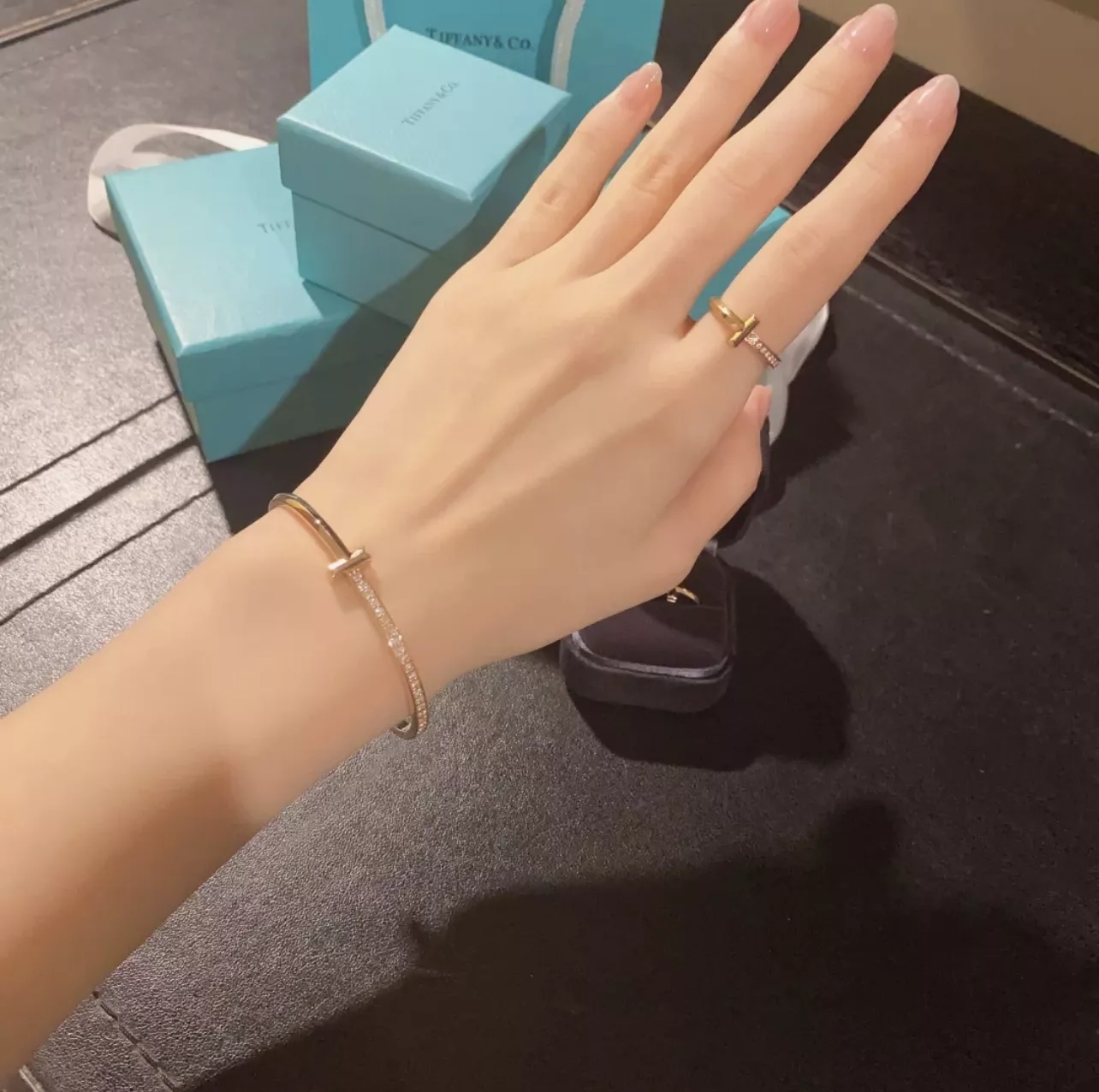 티파니앤코 T1 슬림 하프 다이아 뱅글 상세 이미지 13