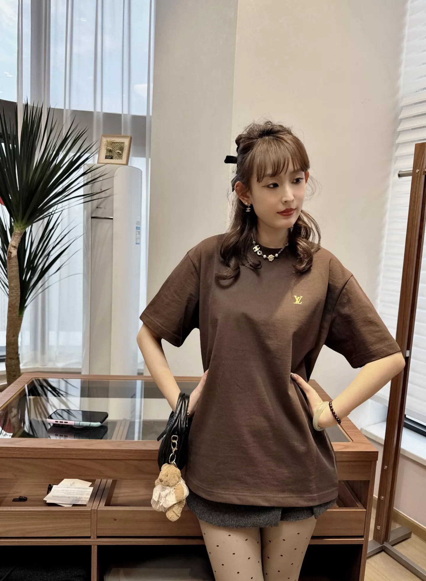 루이비통 자수 포인트 반소매 티셔츠 상세 이미지 11