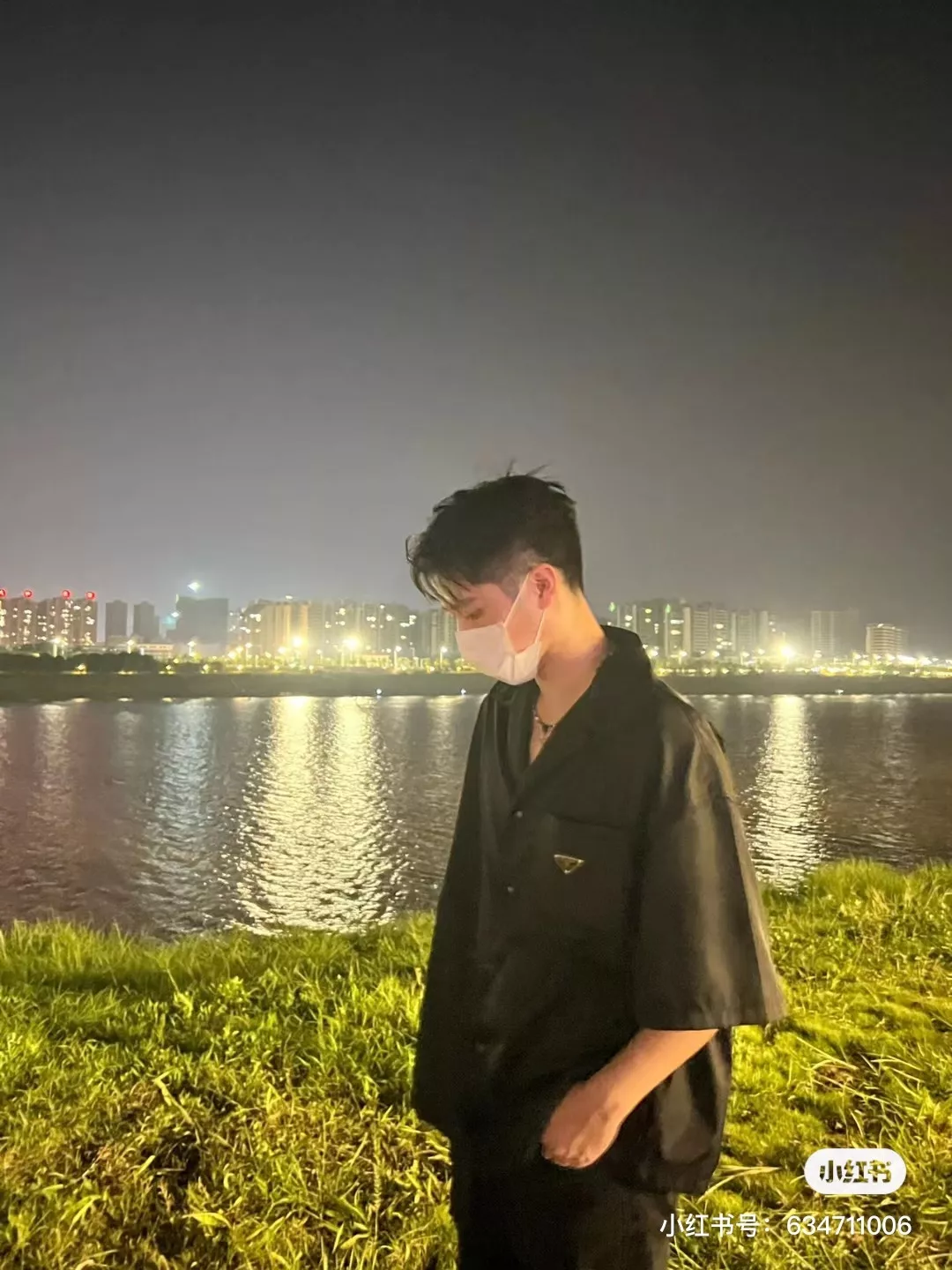 프라다 리나일론 반소매 셔츠 상세 이미지 30