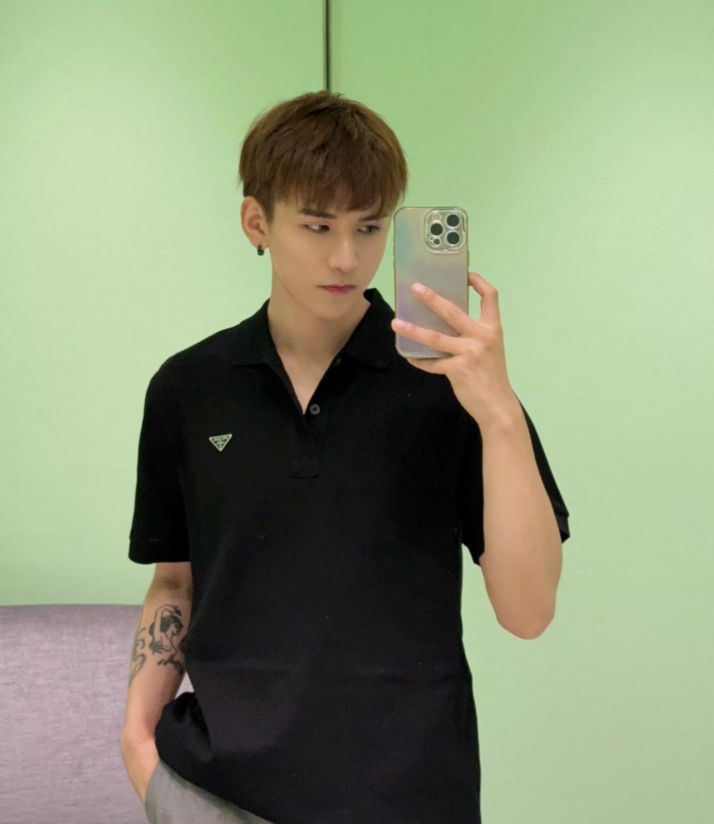 프라다 피케 원단 카라 반소매 상의 상세 이미지 24