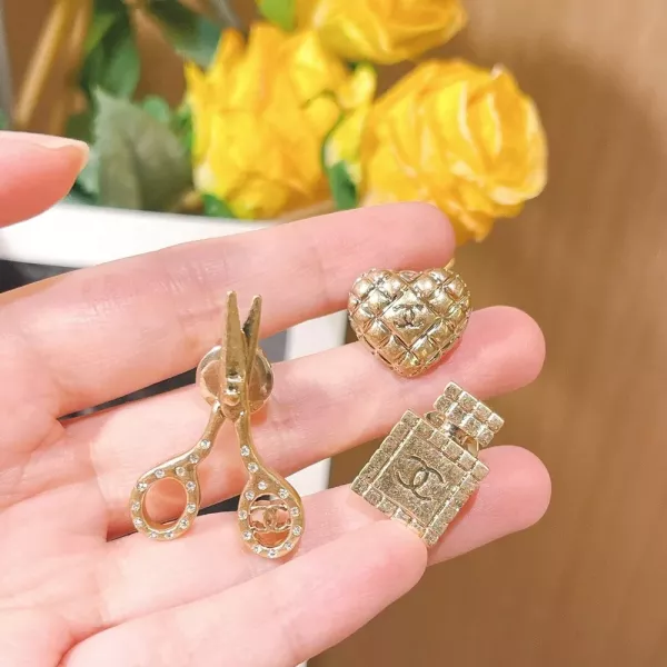 샤넬 가위 하트 향수병 빈티지 브로치 세트
