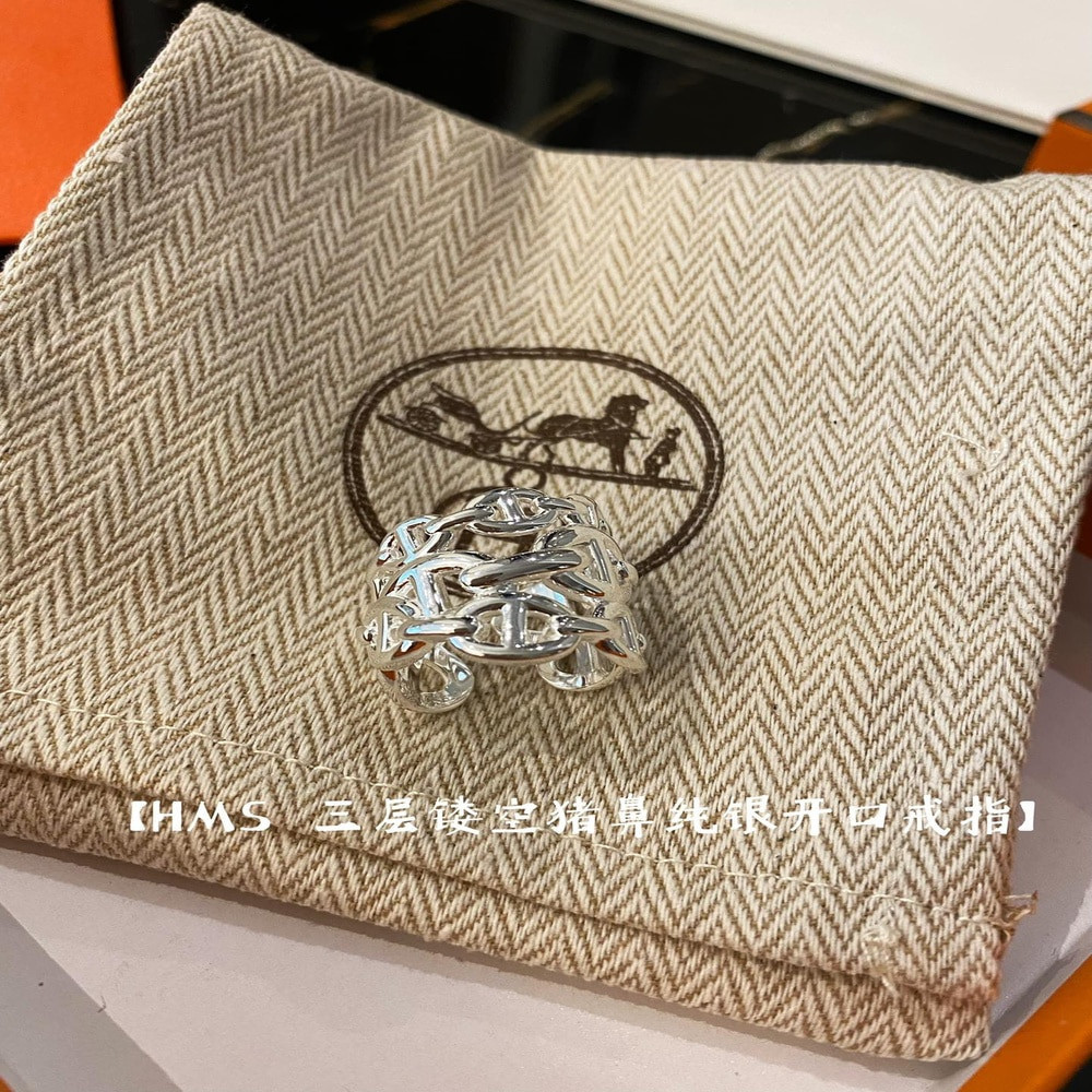 에르메스 실버 삼중 링 돼지코 반지