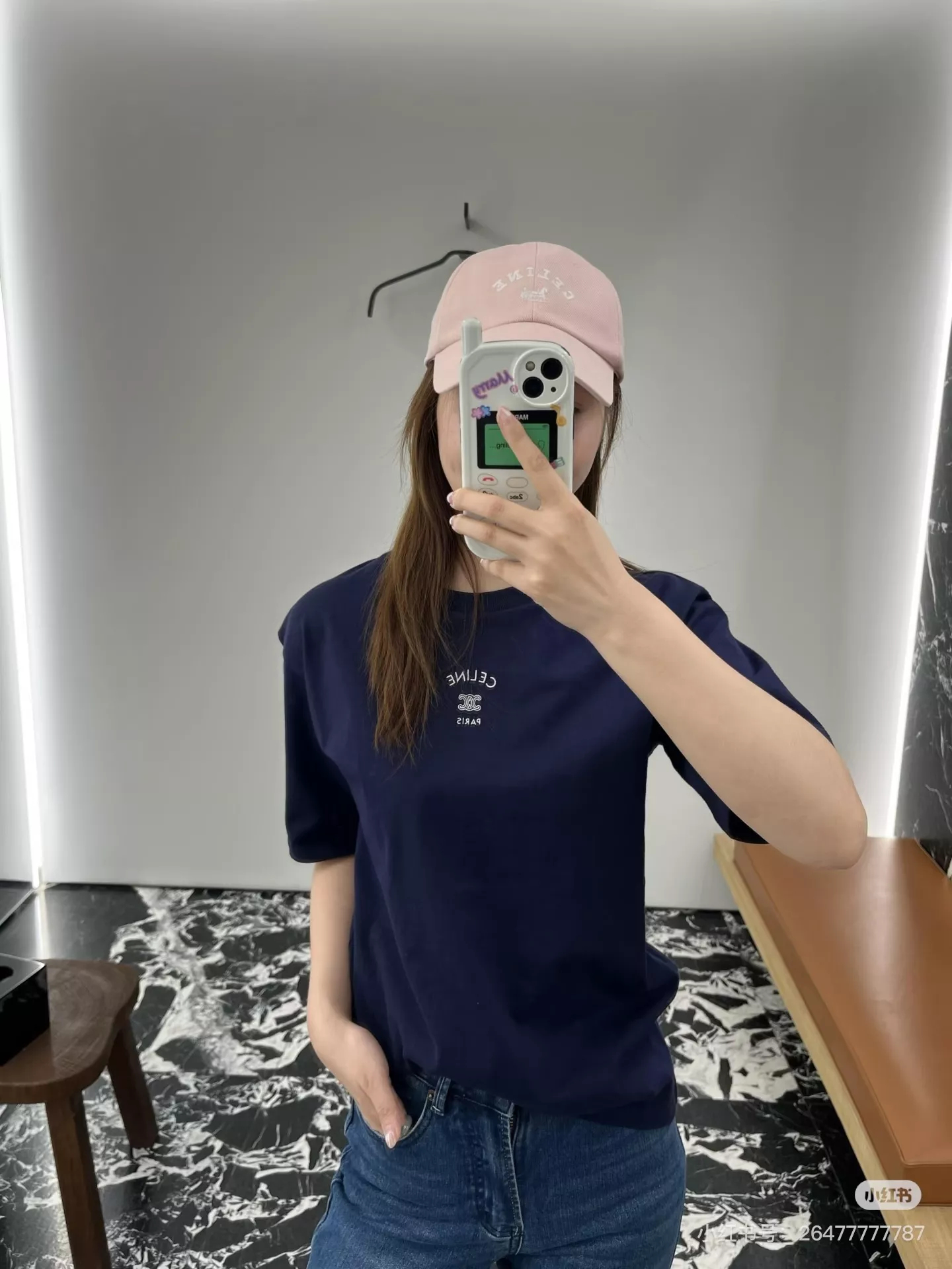 셀린느 트리옹프 자수 원형넥 코튼 반소매 티셔츠 상세 이미지 16