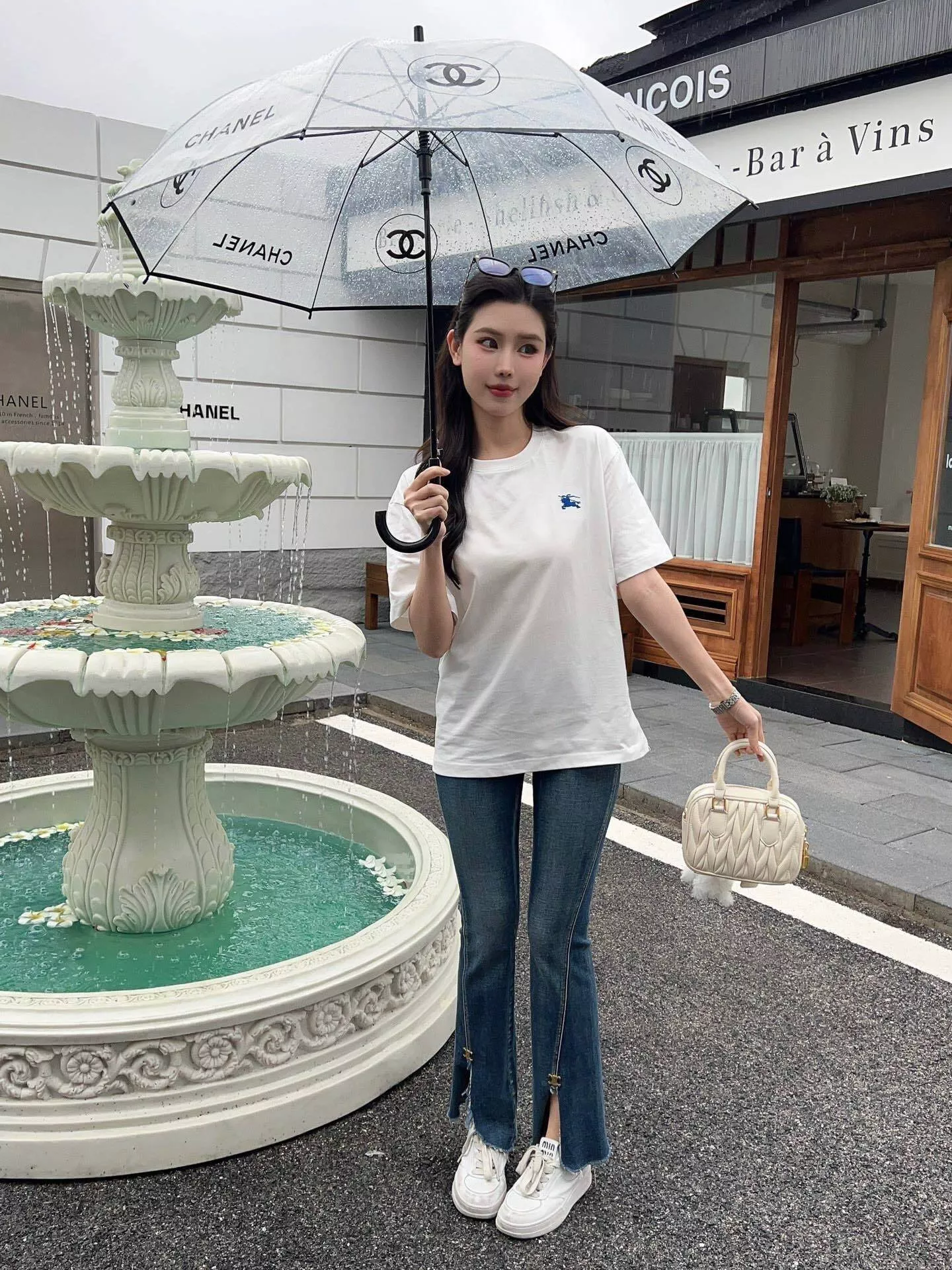 버버리 승마 기사 자수 코튼 티셔츠 상세 이미지 26