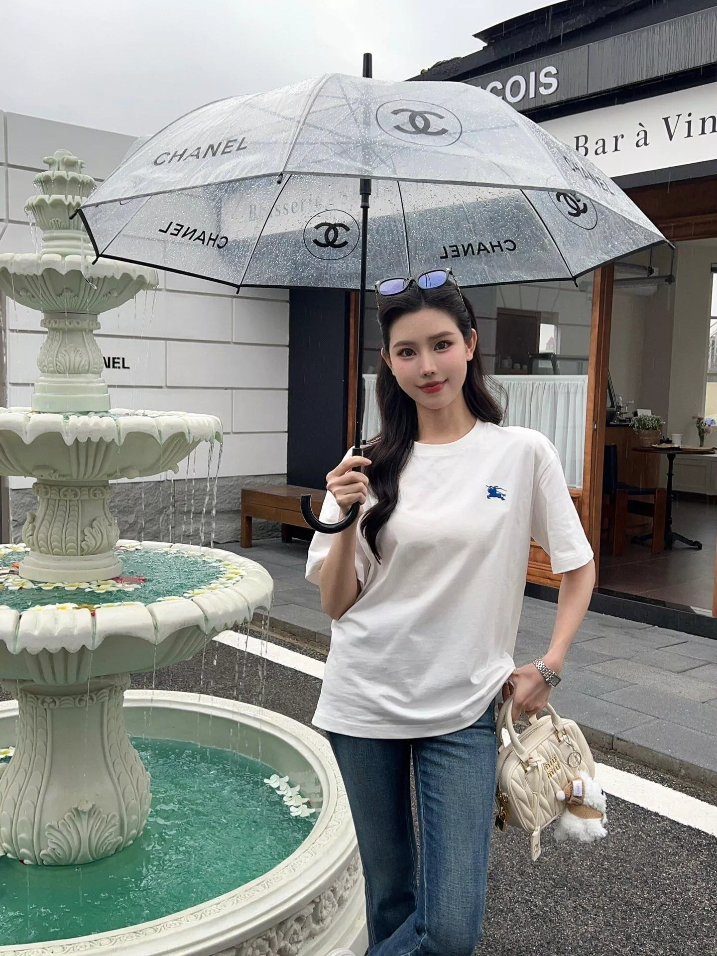 버버리 승마 기사 자수 코튼 티셔츠 상세 이미지 25