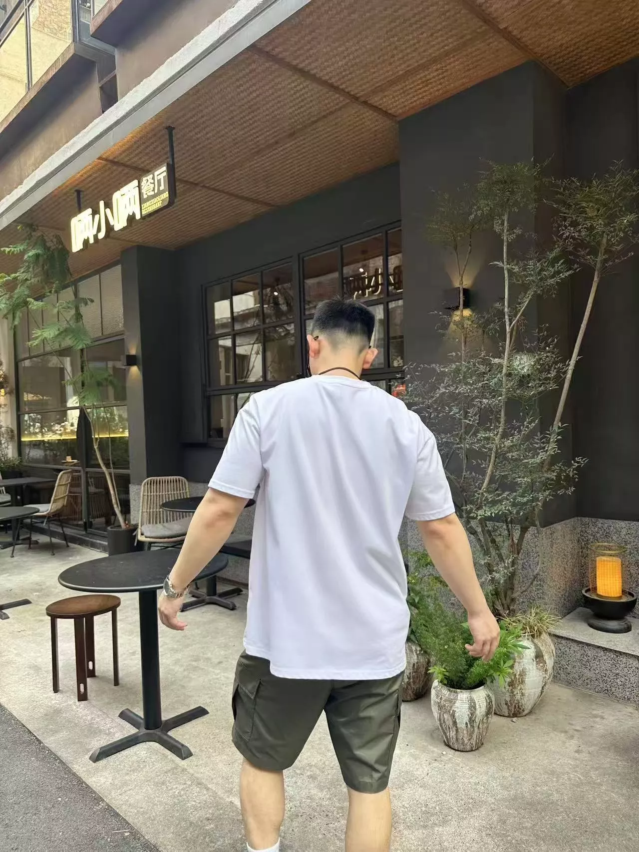 프라다 나일론 카고 쇼츠 상세 이미지 15