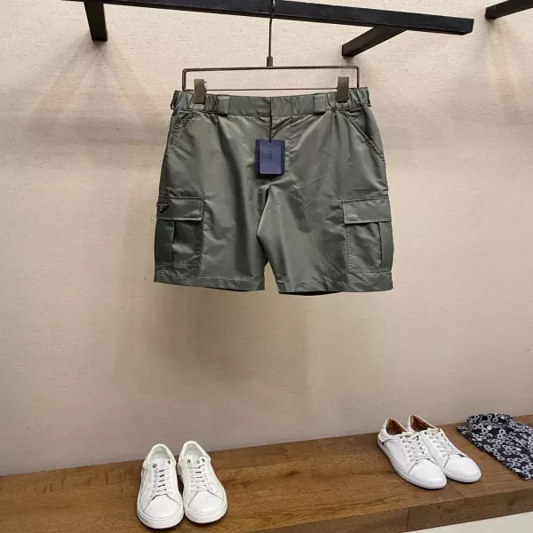 프라다 나일론 카고 쇼츠