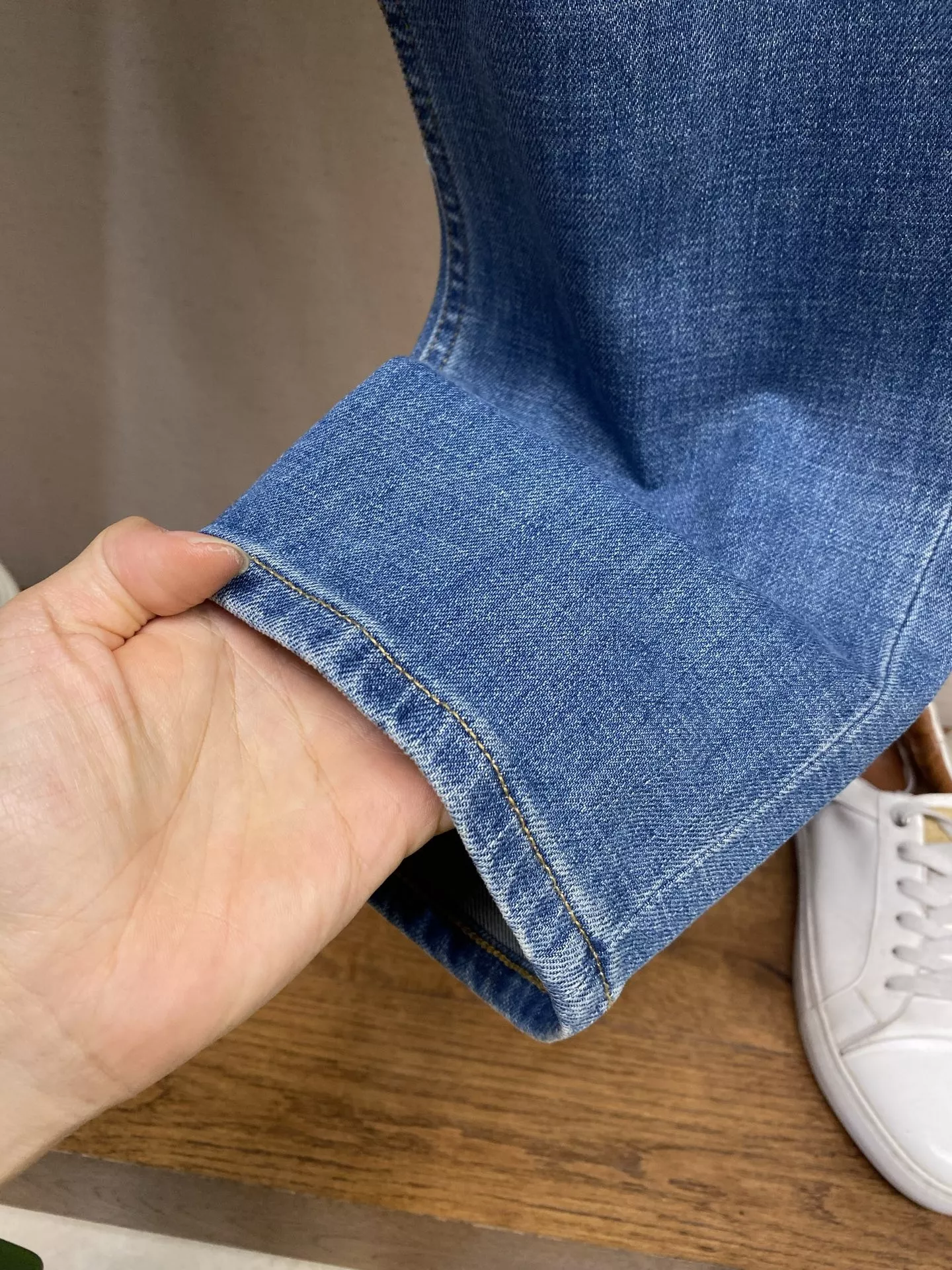 버버리 워싱 스트레이트 데님 팬츠 상세 이미지 7