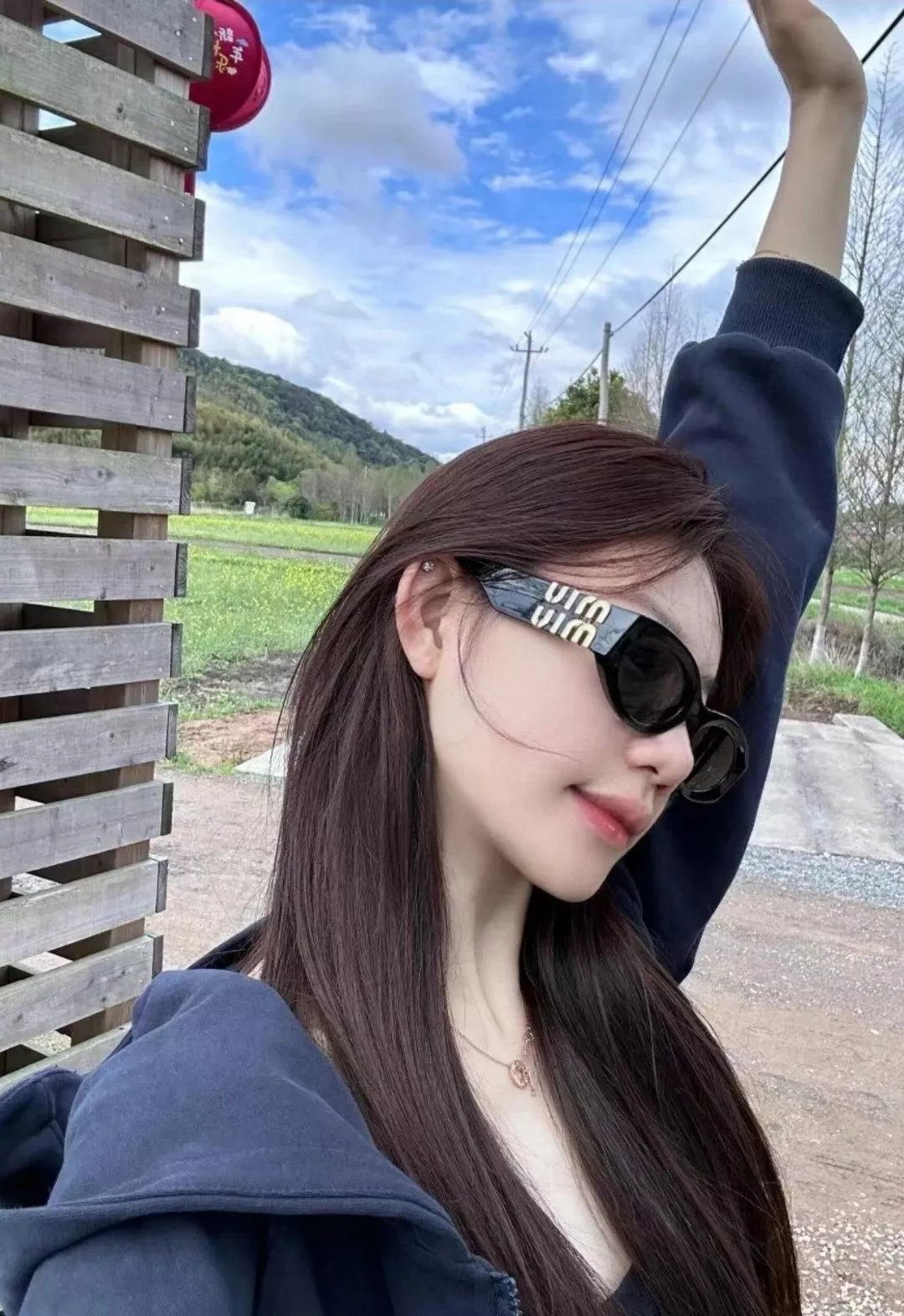 미우미우 슬림 직사각 선글라스 상세 이미지 30