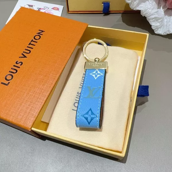 루이비통 소가죽 엠보 그라데이션 키링