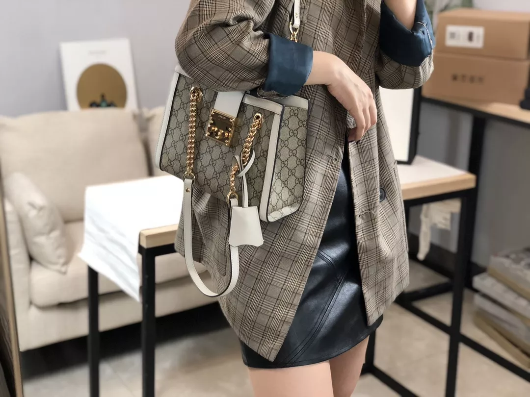 구찌 패드락 체인 장식 토트백 상세 이미지 30
