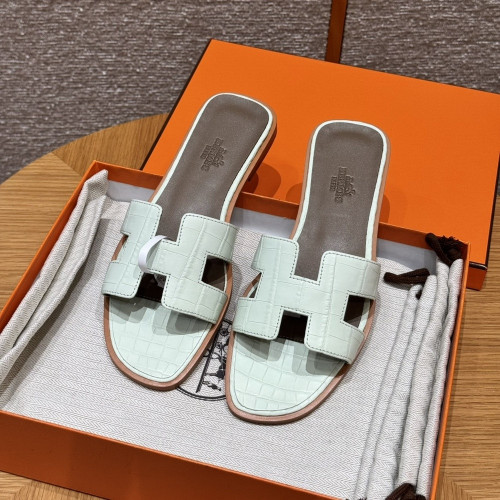 에르메스 오란 악어가죽 슬리퍼