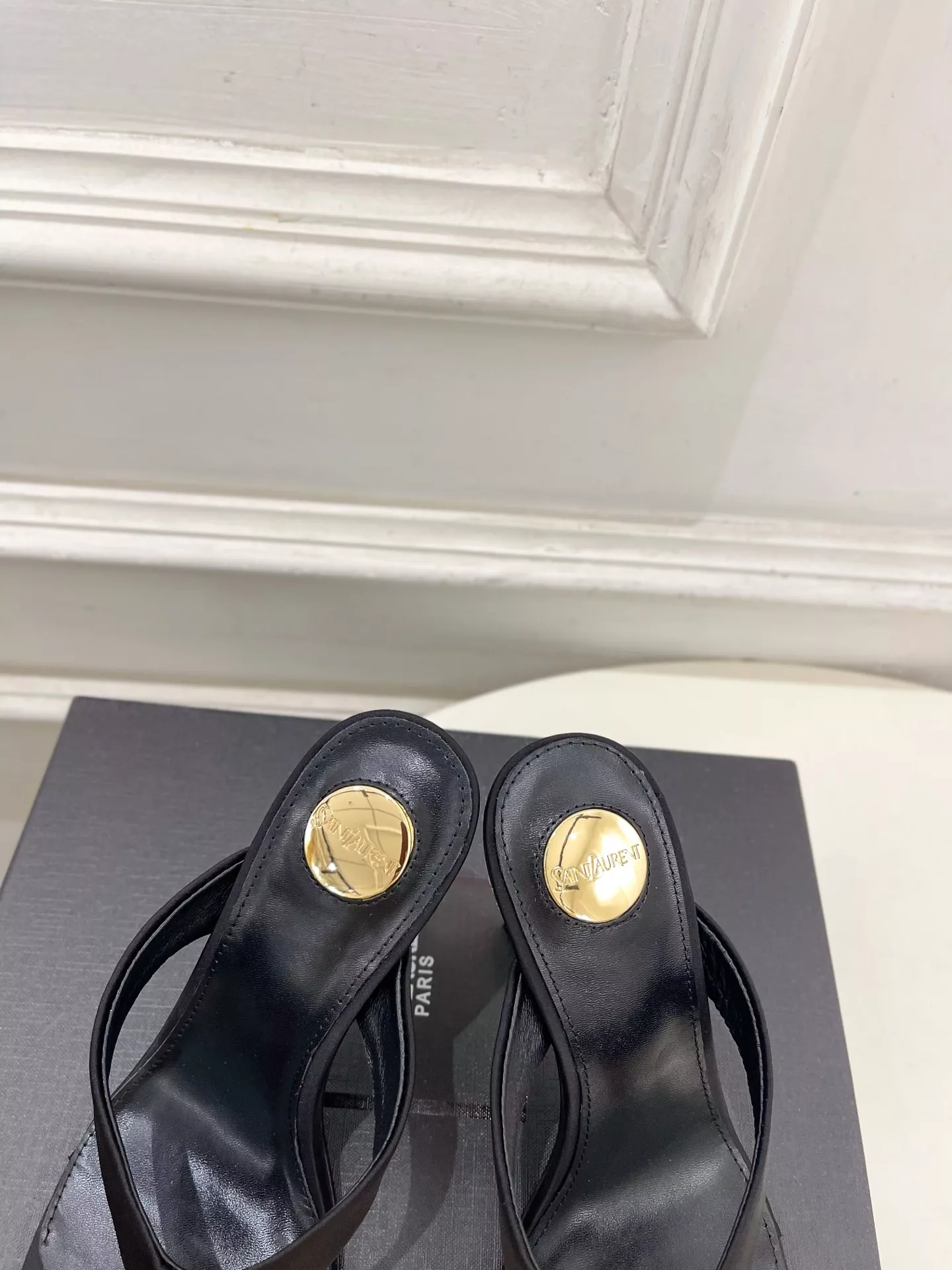 입생로랑 YSL 레터링 하이힐 쪼리 상세 이미지 7