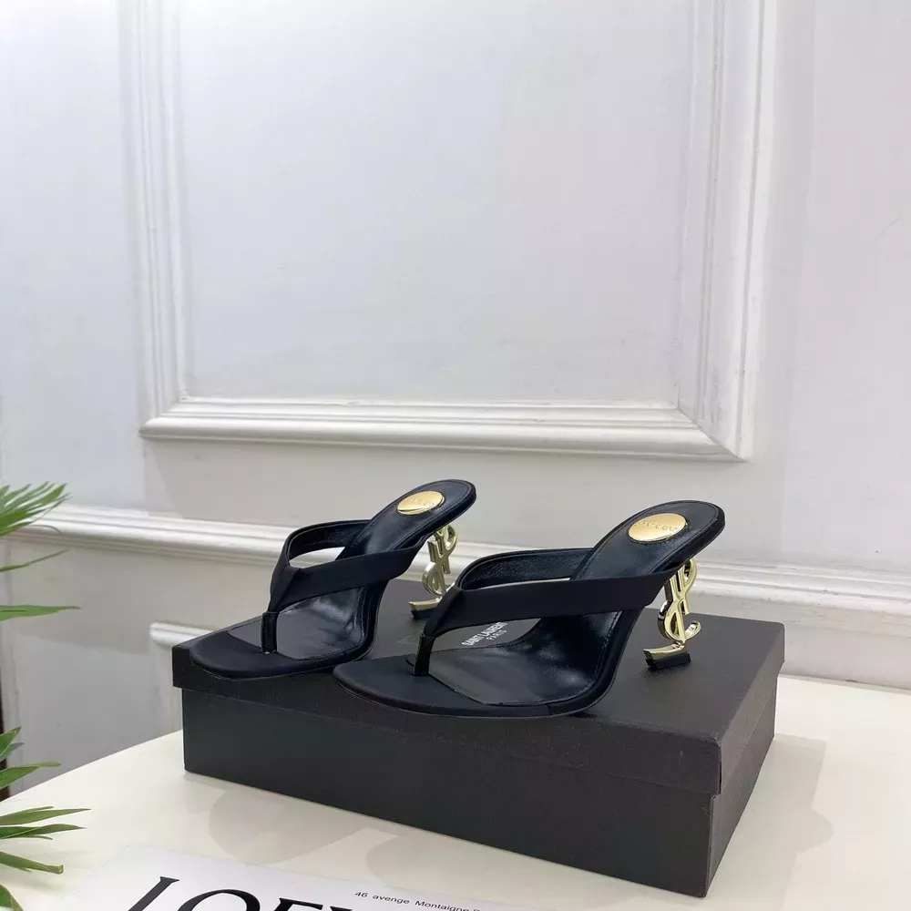 입생로랑 YSL 레터링 하이힐 쪼리