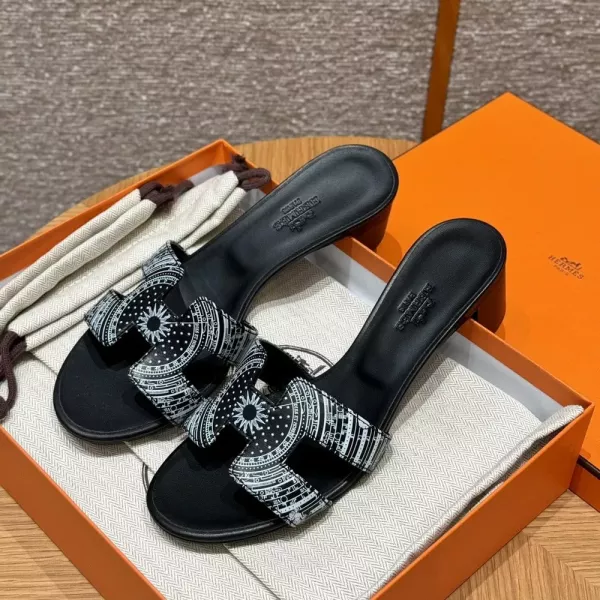 에르메스 오아시스 하이힐 슬리퍼