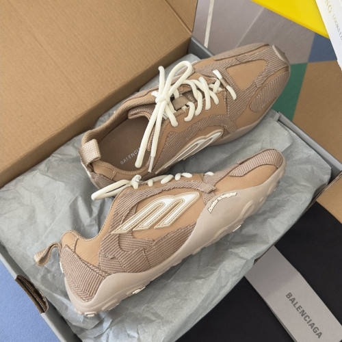 발렌시아가 먼데이 울트라 빈티지 스니커즈