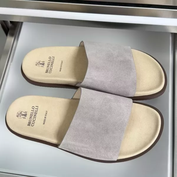브루넬로쿠치넬리 크로스 스트랩 레더 슬리퍼