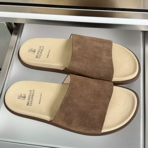 브루넬로쿠치넬리 스웨이드 버클 슬리퍼