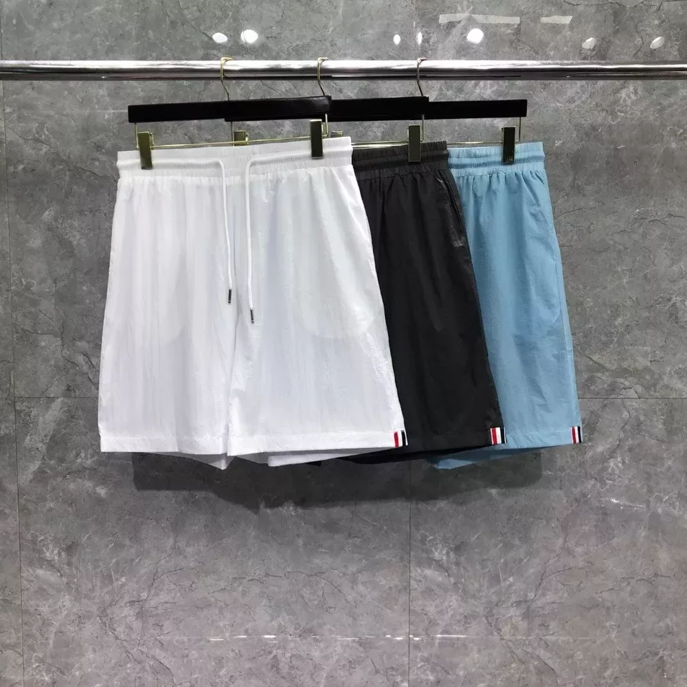 톰브라운 심플 메쉬 안감 비치 반바지