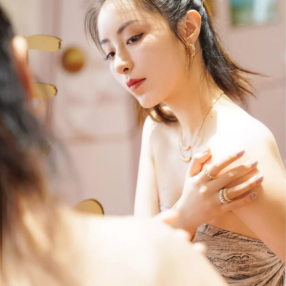 까르띠에 스터드 장식 체인 네크리스 상세 이미지 28