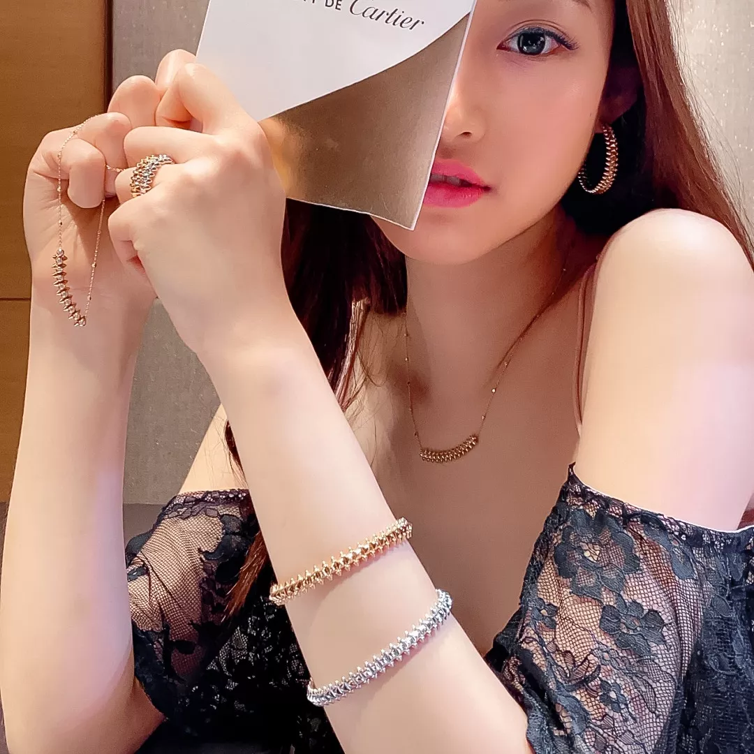 까르띠에 스터드 장식 체인 네크리스 상세 이미지 27