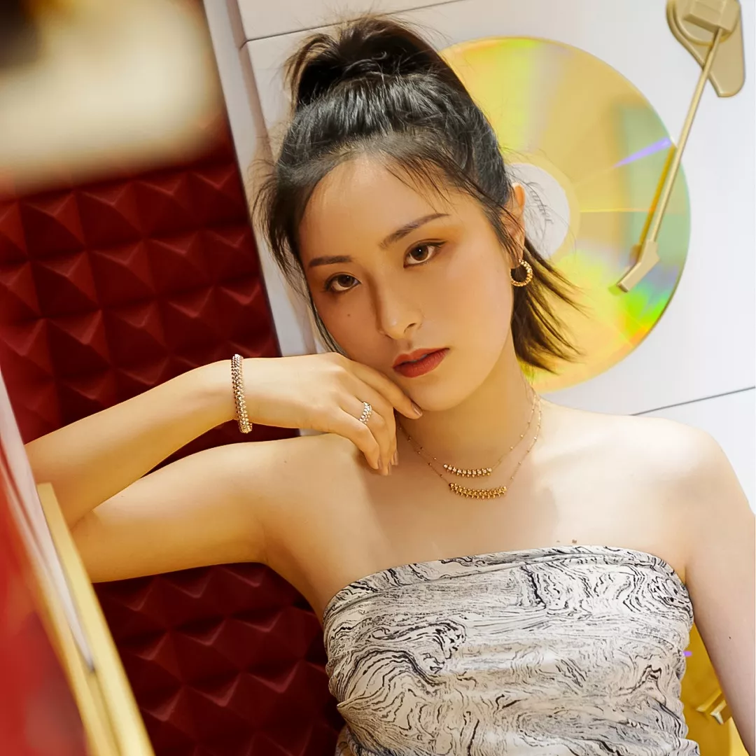 까르띠에 스터드 장식 체인 네크리스 상세 이미지 35