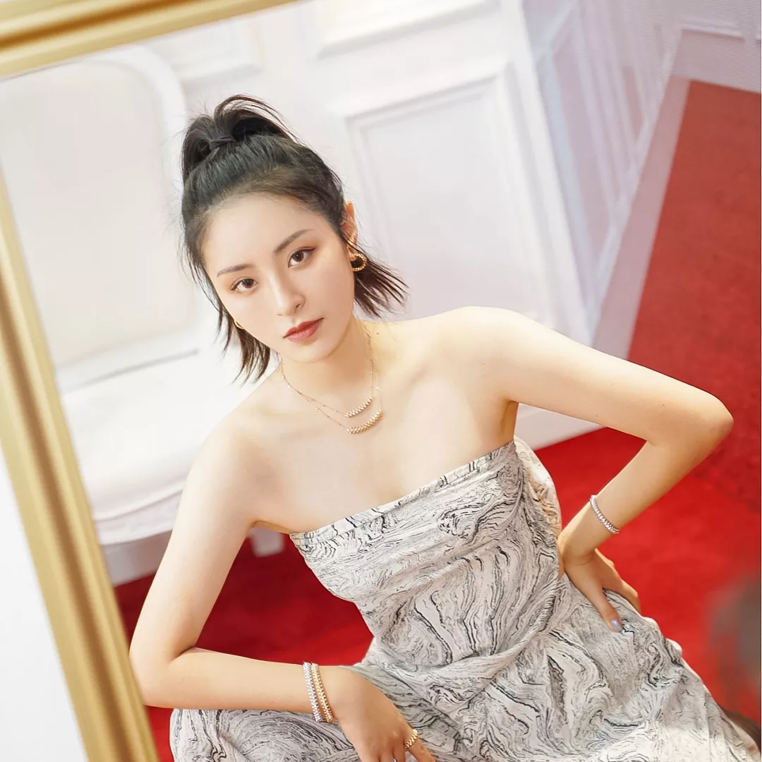 까르띠에 스터드 장식 체인 네크리스 상세 이미지 30