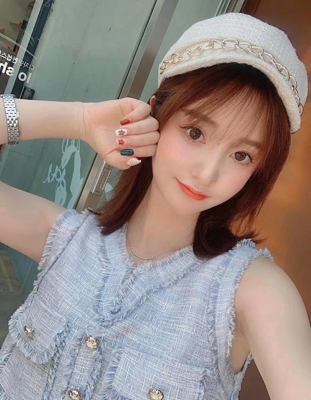 body_63d17e572d87200e.webp