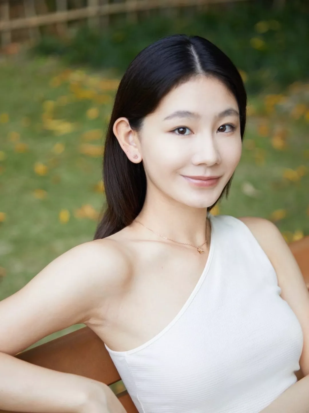 그라프 플라워 모티브 이어링 상세 이미지 14