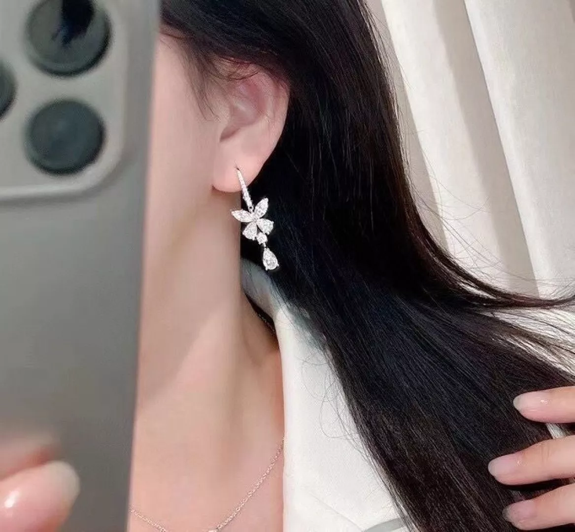 그라프 버터플라이 드롭 이어링 상세 이미지 9