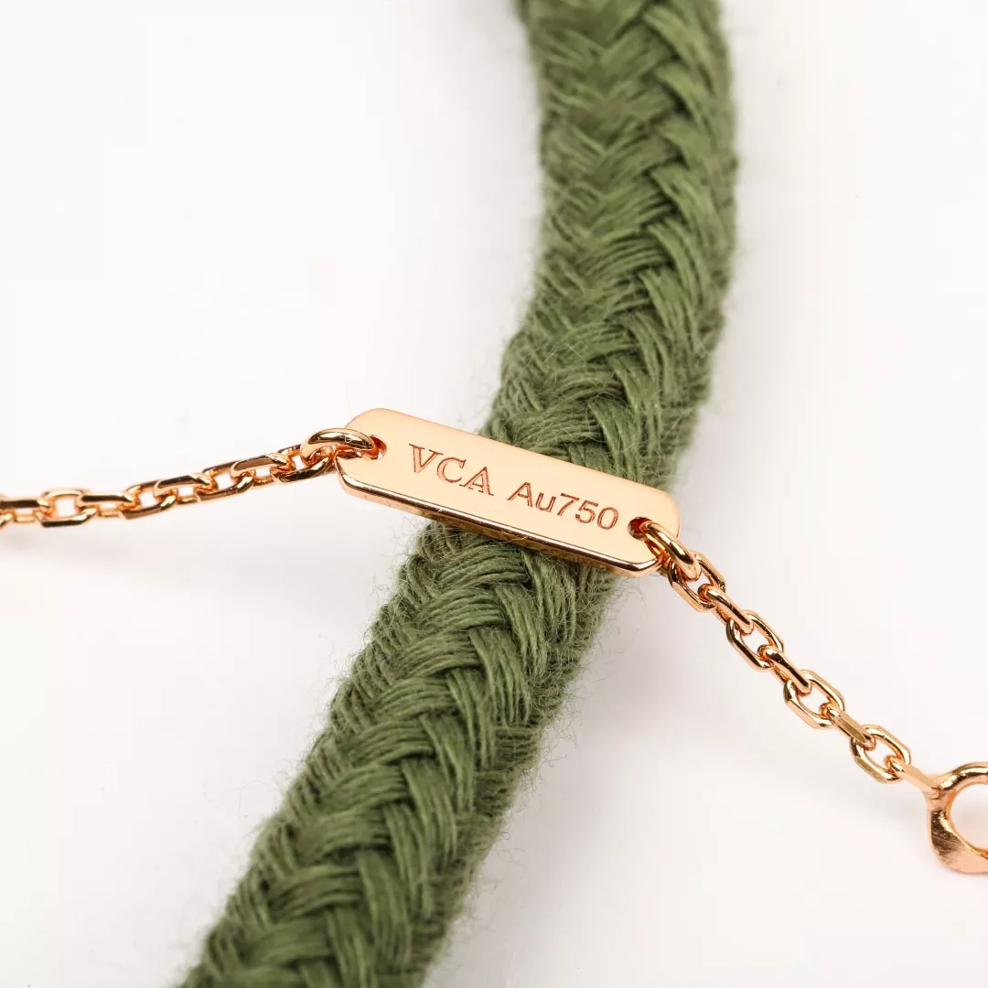 반클리프아펠 플뢰레뜨 플라워 목걸이 상세 이미지 5