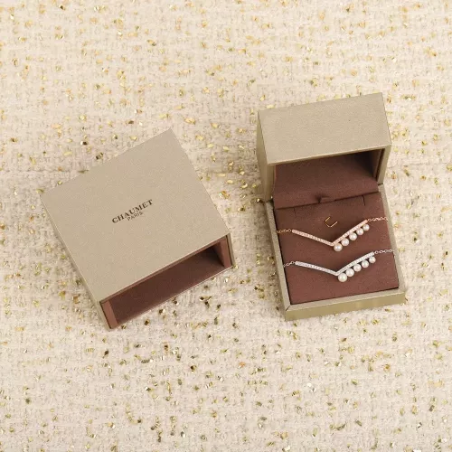 쇼멧 진주 장식 체인 팔찌