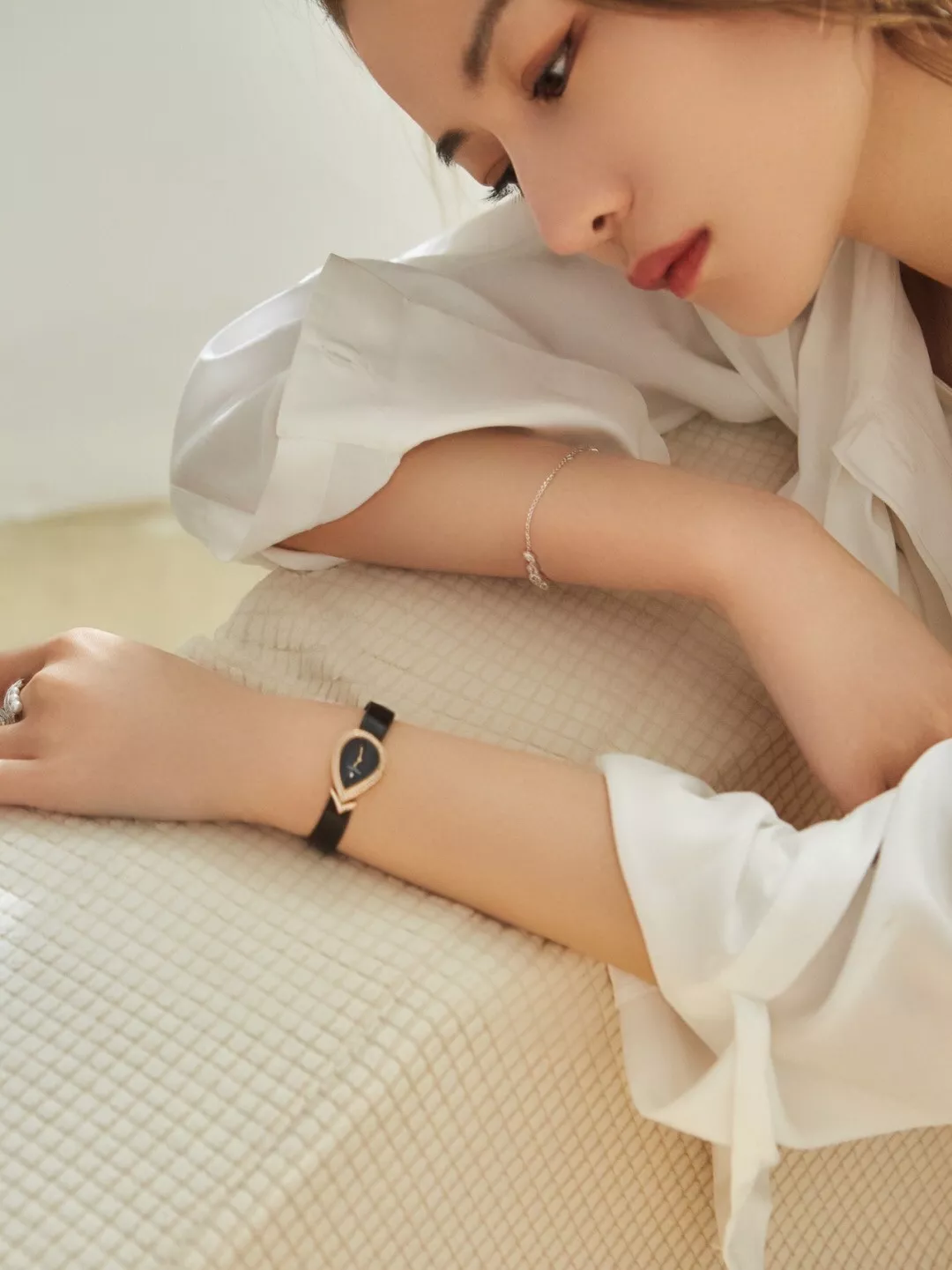 쇼멧 물방울 모티브 브레이슬릿 상세 이미지 16