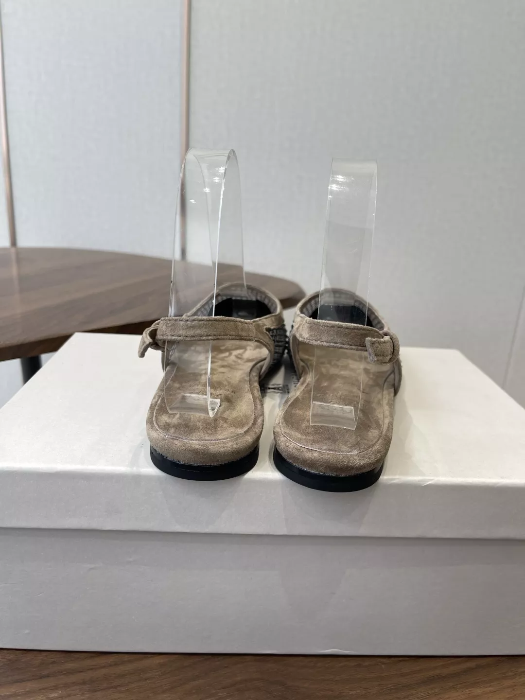 브루넬로쿠치넬리 비즈 장식 스웨이드 슬링백 슈즈 상세 이미지 8
