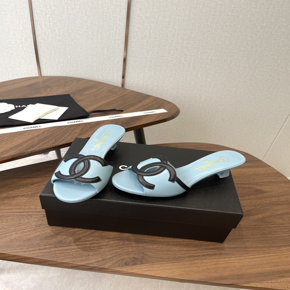 샤넬 더블씨 로고 양가죽 슬리퍼