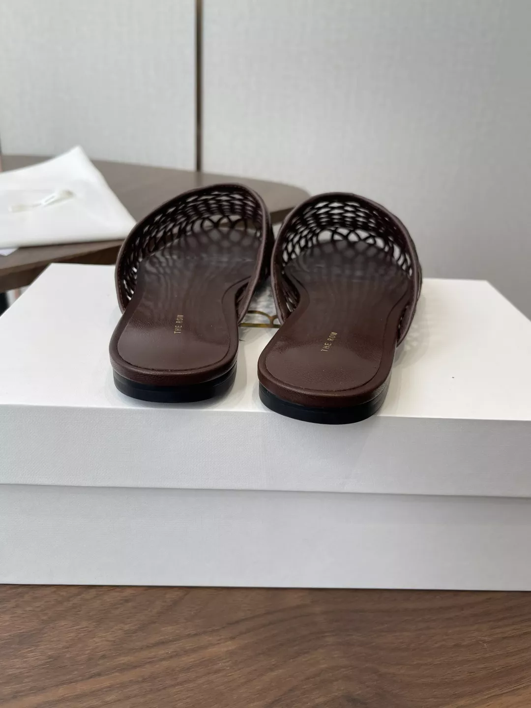 더로우 우븐 오픈워크 뮬 슬리퍼 상세 이미지 8