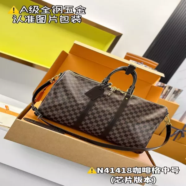 루이비통 체크 패턴 여행용 스트랩 백