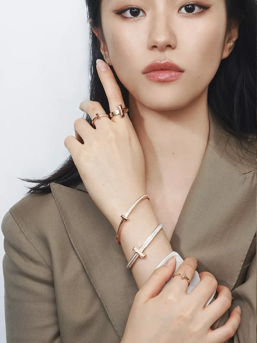 티파니앤코 T1 슬림 큐빅 뱅글 팔찌 상세 이미지 33