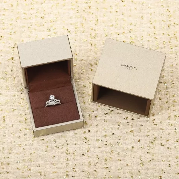 쇼멧 왕관 모티브 싱글 다이아 반지