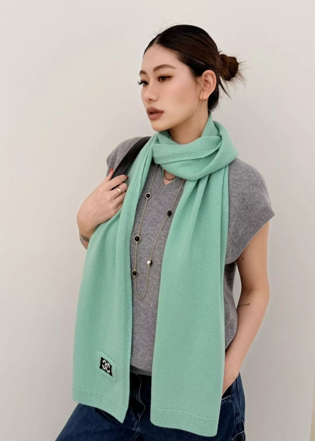 샤넬 블랙 화이트 배색 진주 체인 목걸이 상세 이미지 8