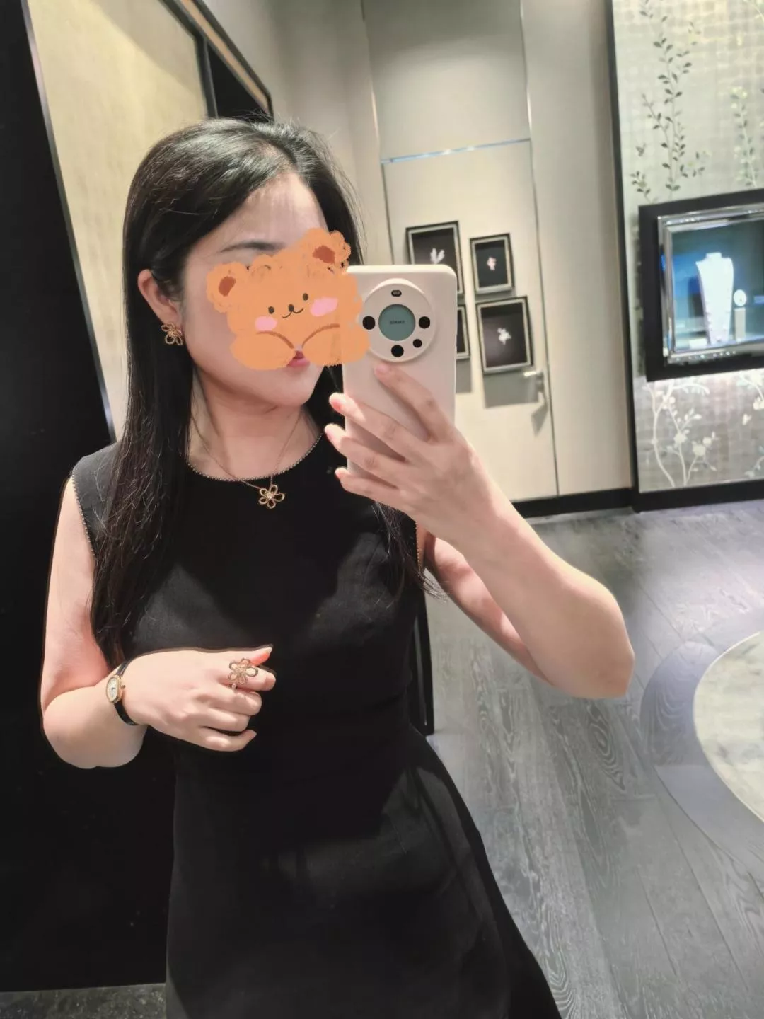 반클리프아펠 플라워레이스 플라워 목걸이 상세 이미지 30