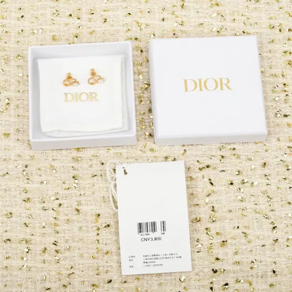 디올 화이트 자개 클로버 CD 이어링