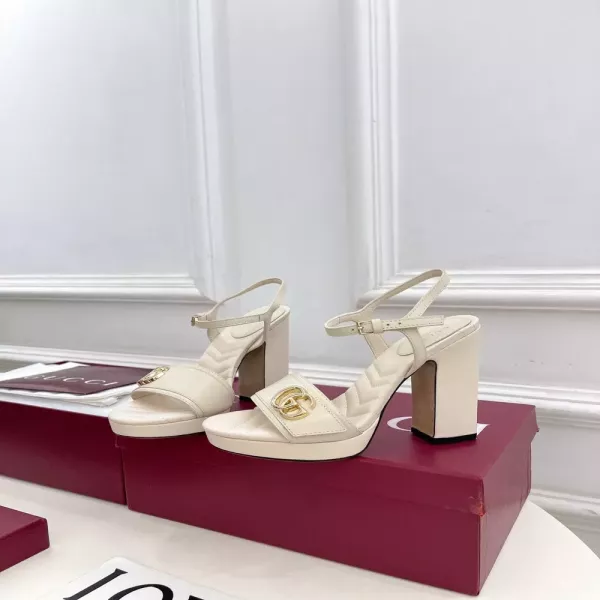 구찌 금속 더블지 플랫폼 샌들