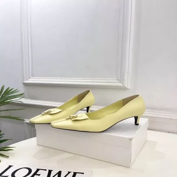 케이트 메탈 버클 스퀘어토 단화