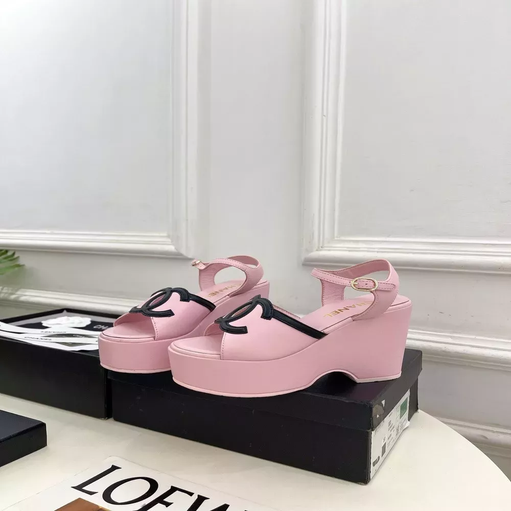 샤넬 더블C 오픈토 웨지 샌들