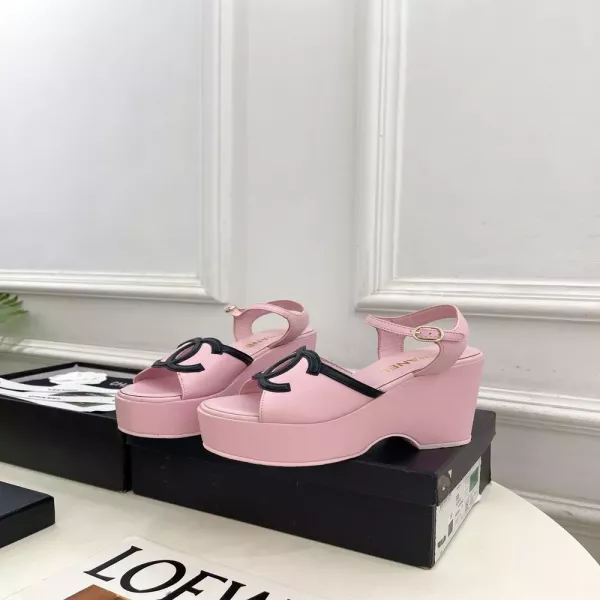 샤넬 더블C 오픈토 웨지 샌들