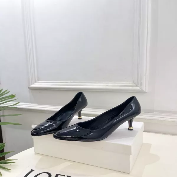 끌로에 에나멜 라운드토 단화